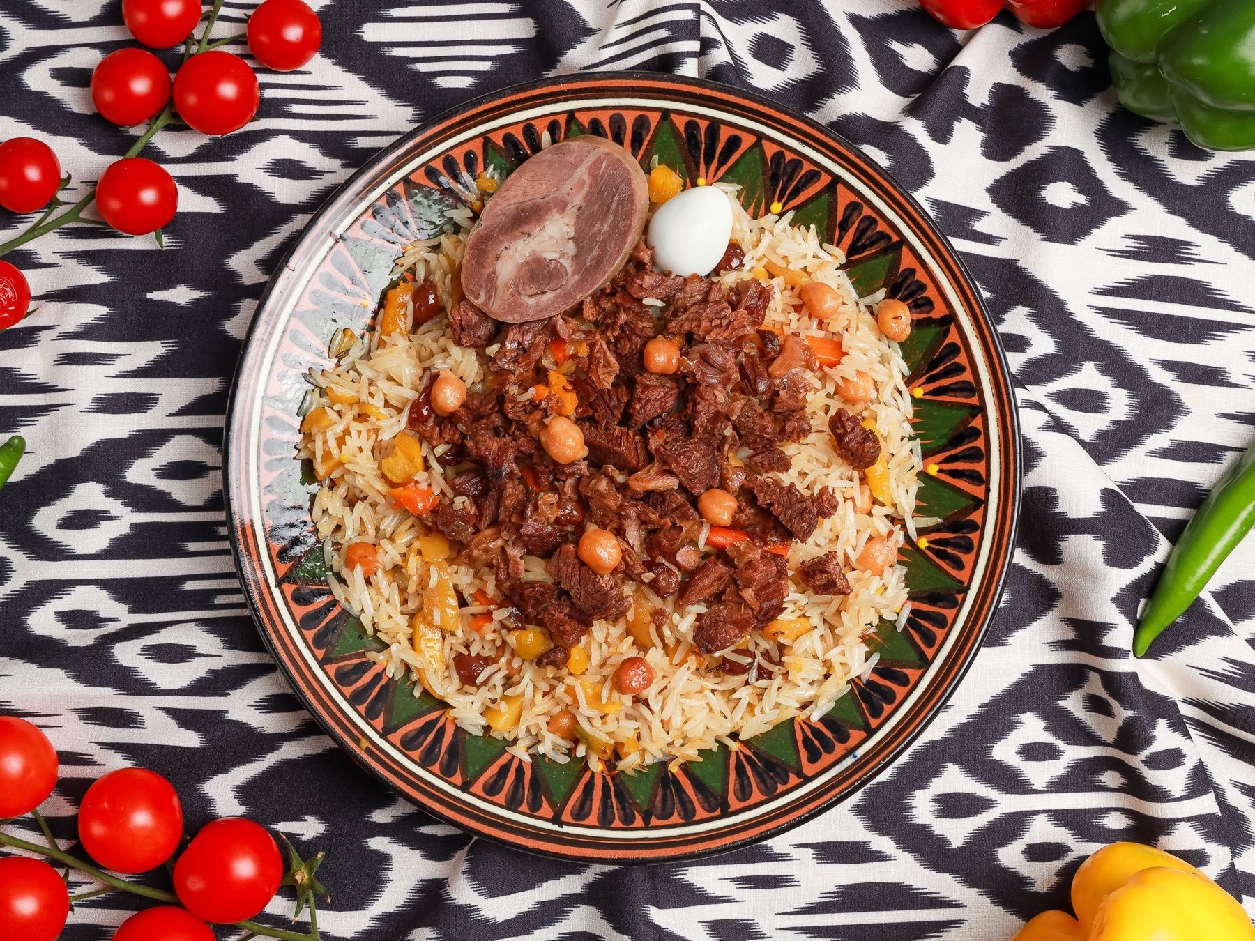 Tashkent plov with lamb, rice, carrots, and chickpeas at Grandma's Secret